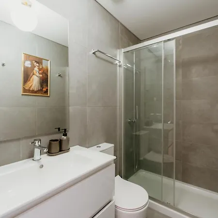 Orange House - Elegant Two-bedroom Rc E